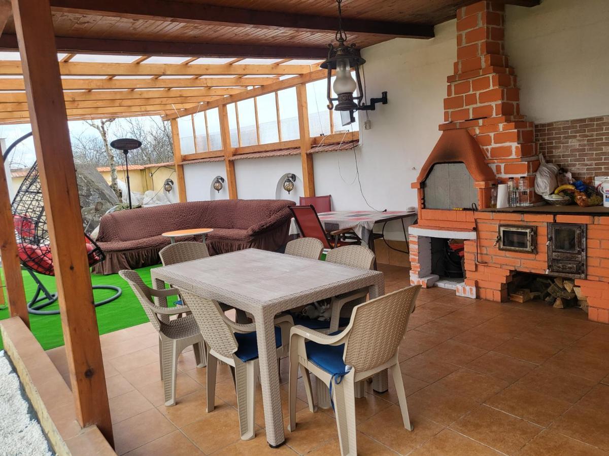 Vila Ana Cu Terasa Gratar Si Jacuzzi Satu Mare Exterior foto